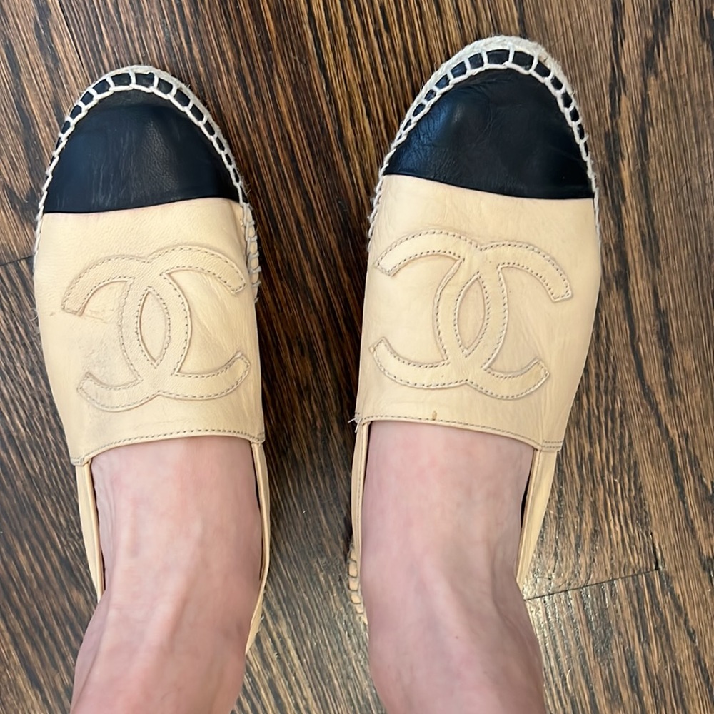 Chanel Espadrille Flats Beige Size 38 - Picture 2 of 9